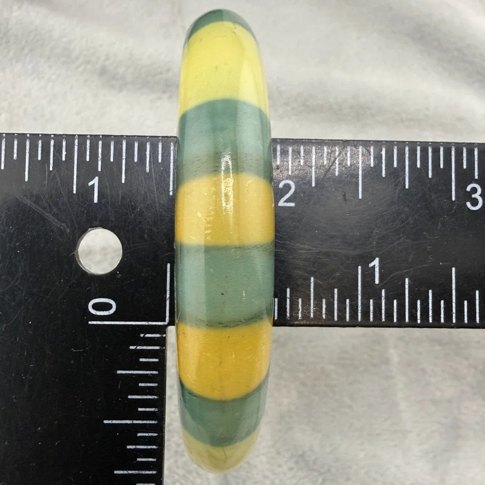 Vintage Bangle Bracelet Green Yellow Stripes Acrylic‎ 8.5